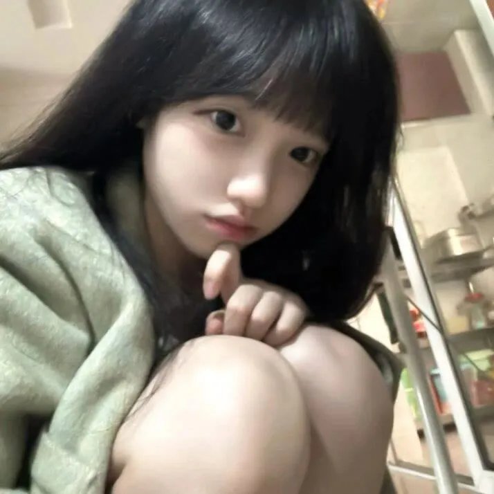 穿书后我成了男二的白月光